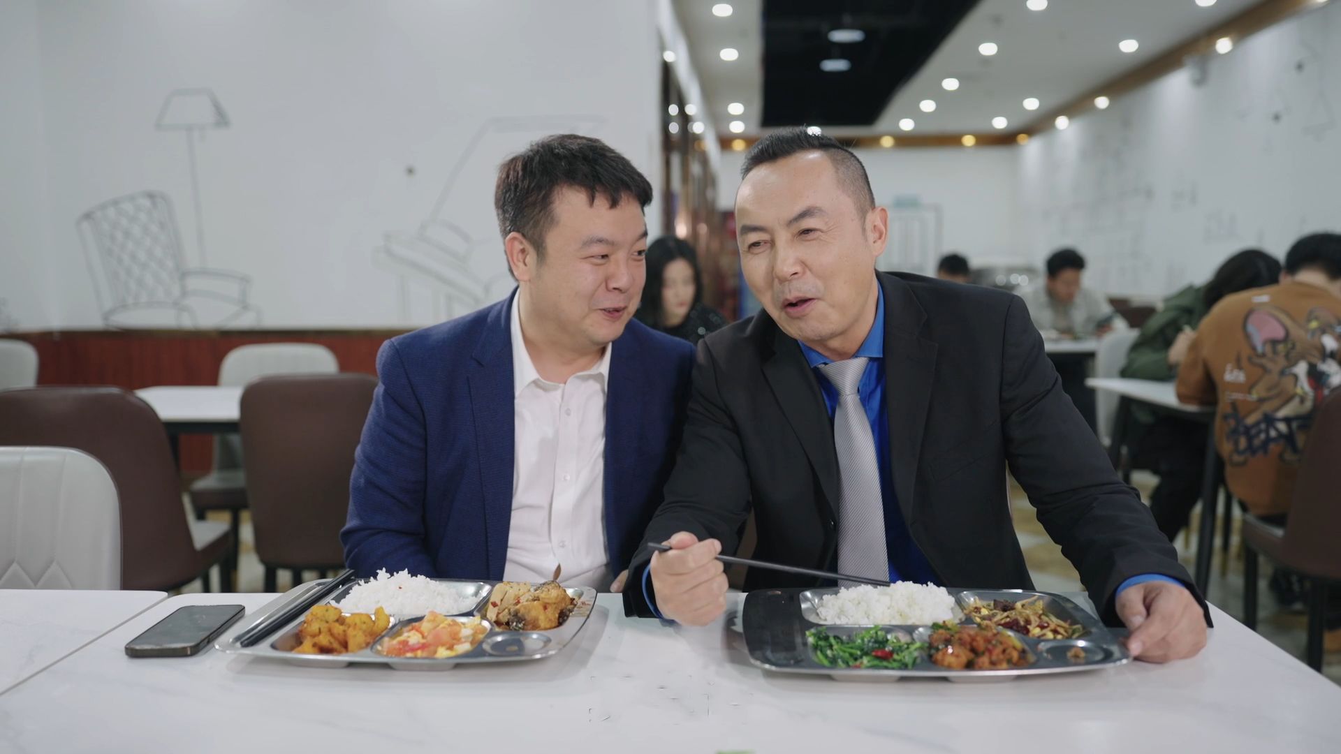 陈翔六点半:不主动不拒绝不负责-1.jpg