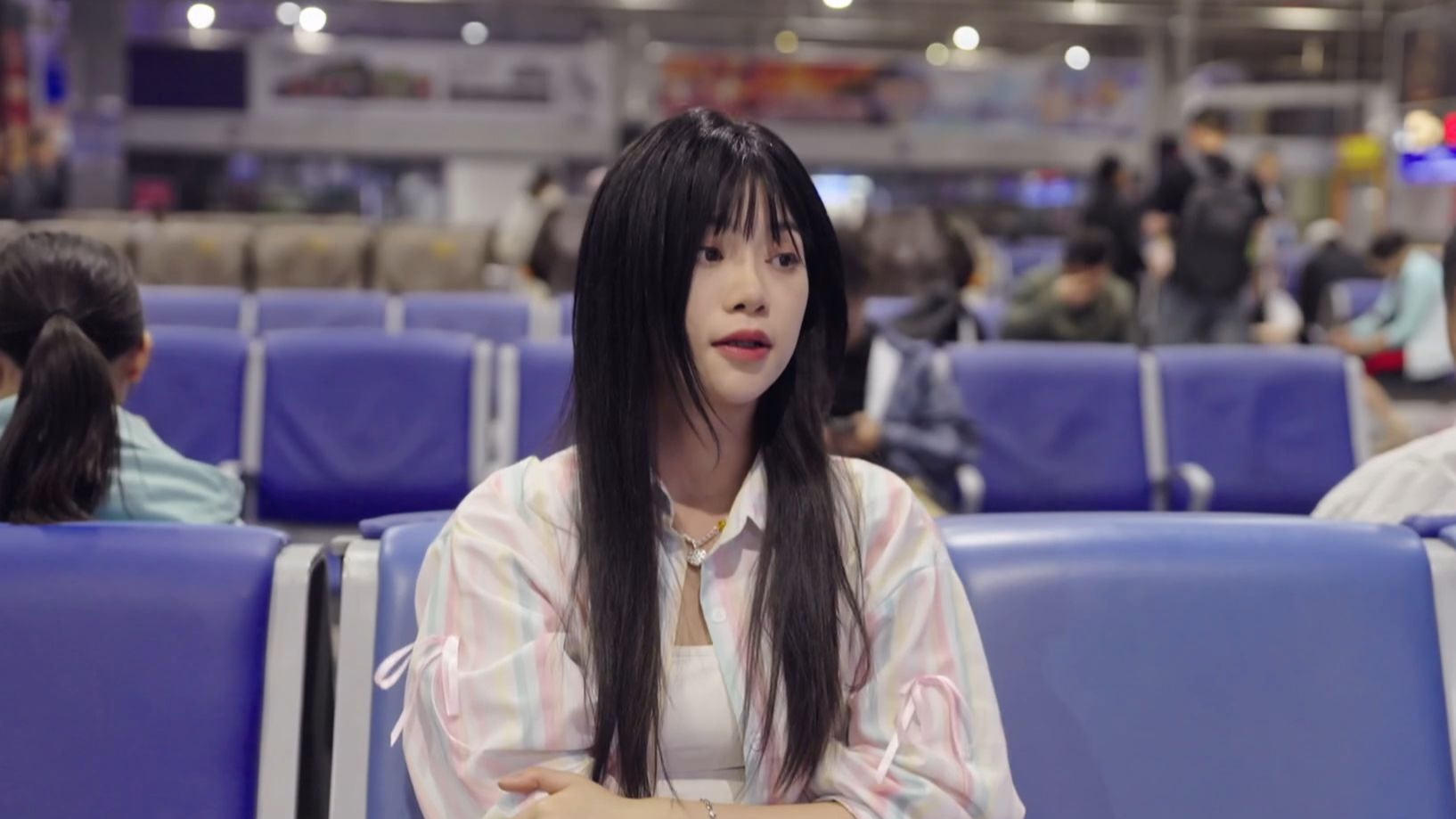 陈翔六点半：风里的脚步，是未说出口的眷恋-1.jpg